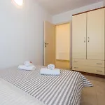 Six-bedroom In Tatil Evi Rogoznica (Sibenik-Knin)