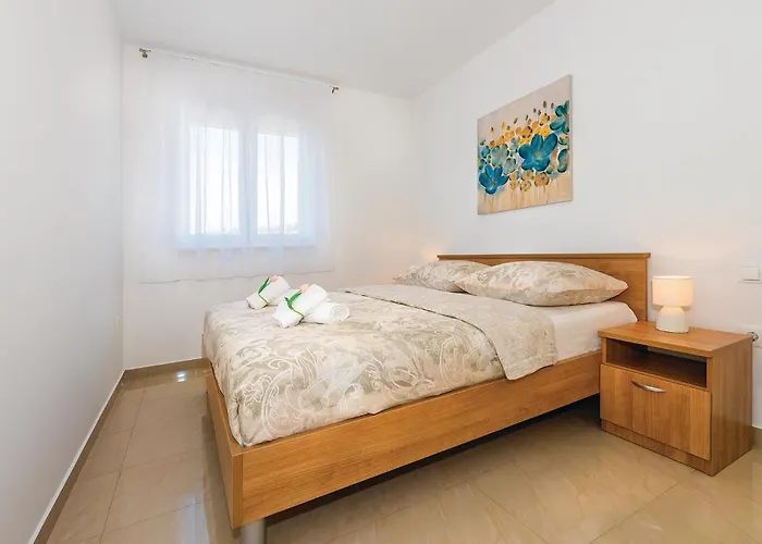 Six-bedroom In * Rogoznica (Sibenik-Knin)