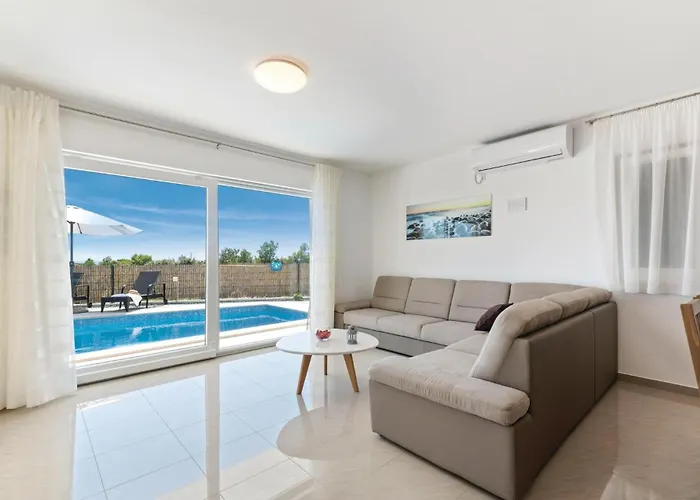 Feriehus Six-bedroom In